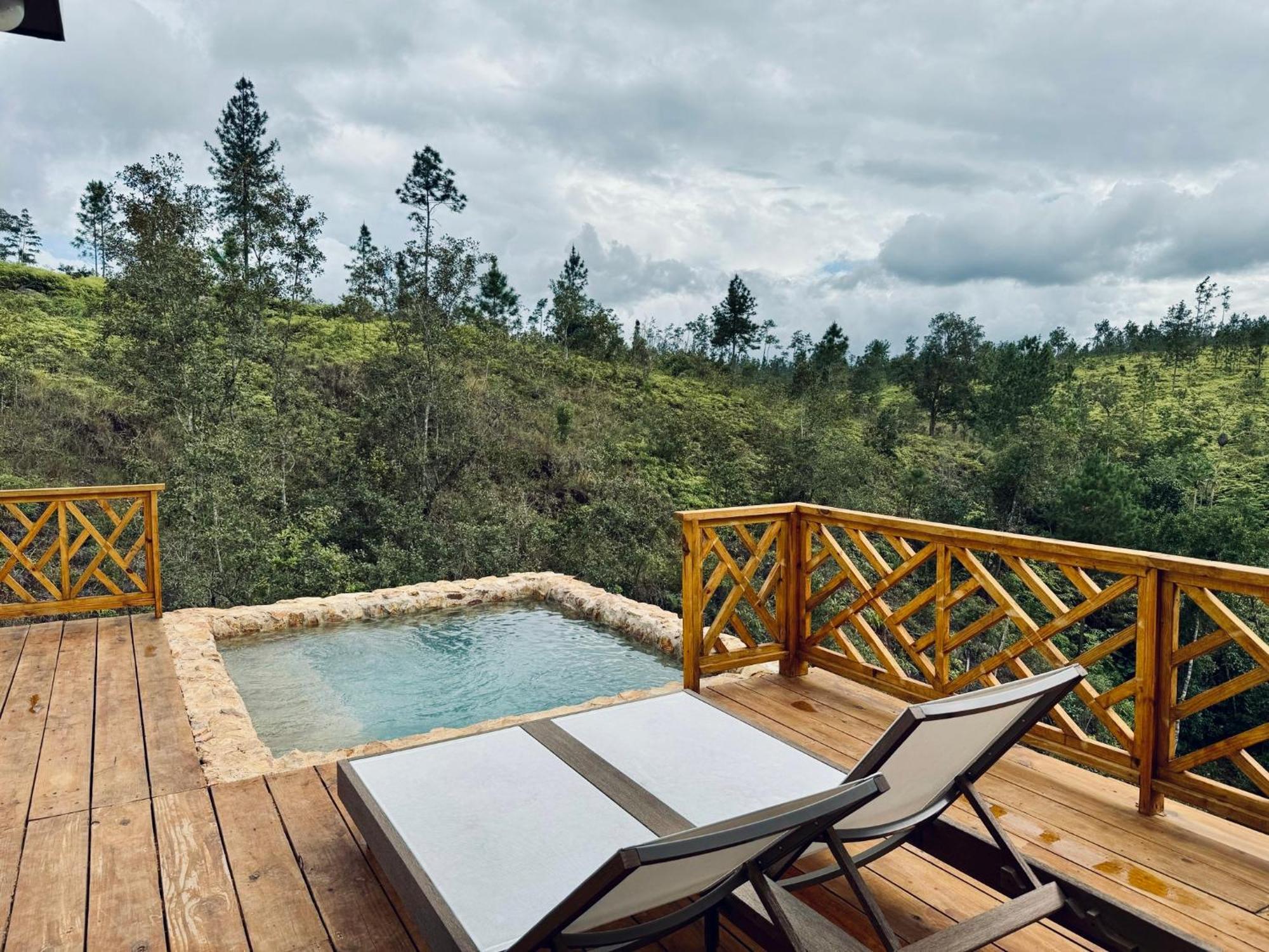 Hidden Valley Wilderness Lodge Blancaneau Zewnętrze zdjęcie